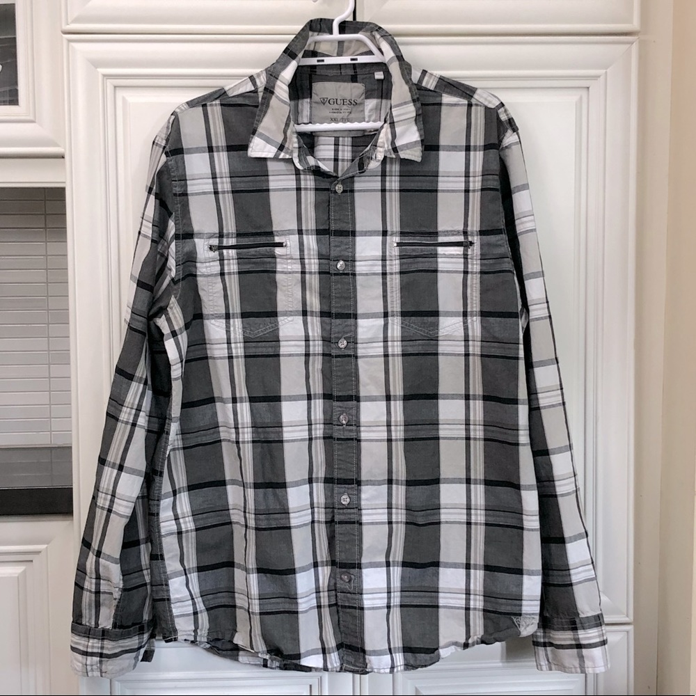 Guess men’s button shirt